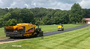 Best Recycled Asphalt Driveway Installation  in Swisher, IA